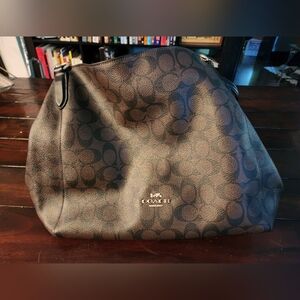 Coach shoulder bag with classic print brown